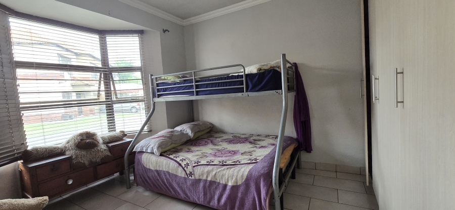 2 Bedroom Property for Sale in Waterval East North West